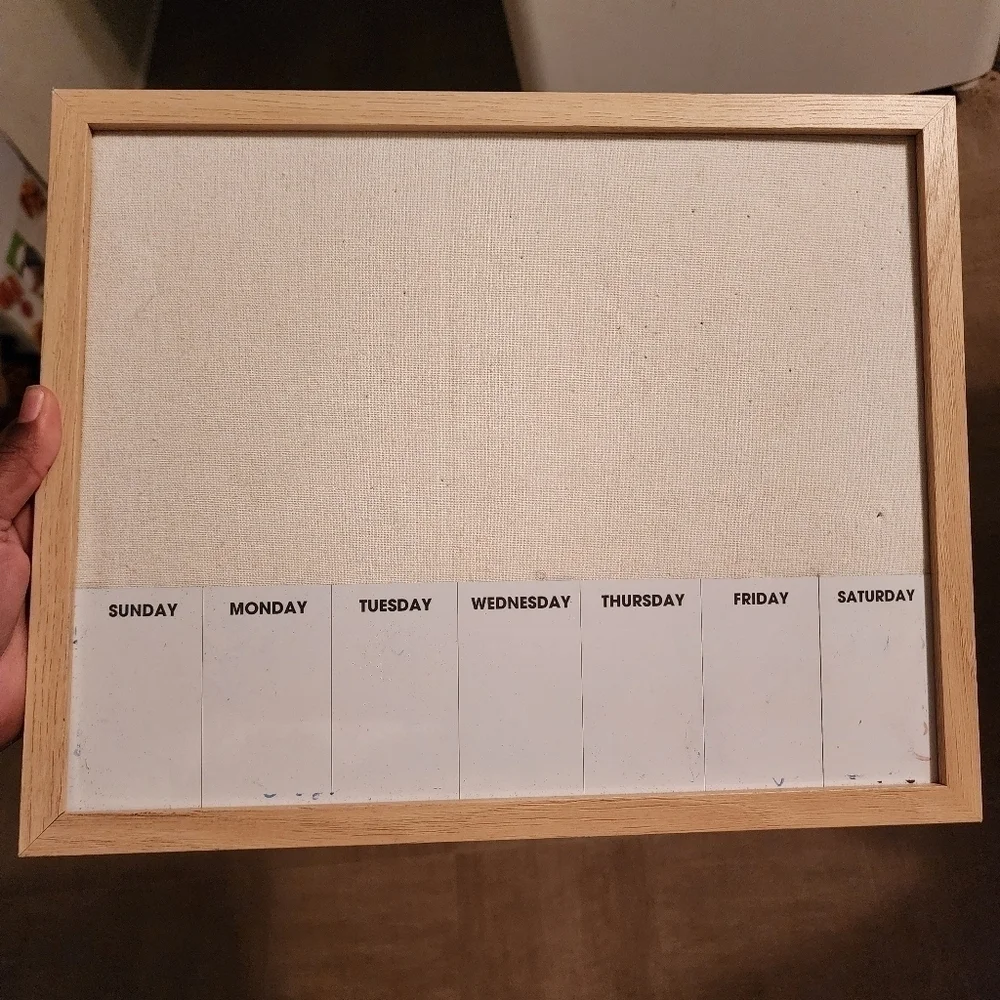 Dry Erase Bulletin Board Weekly Calendar